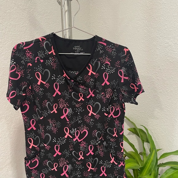 Breast Cancer Ribbon Scrub Top Small Cherokee Infinity - Picture 3 of 3
